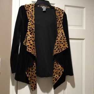 🔥3 for $15 Black hooded jacket leopard print trim